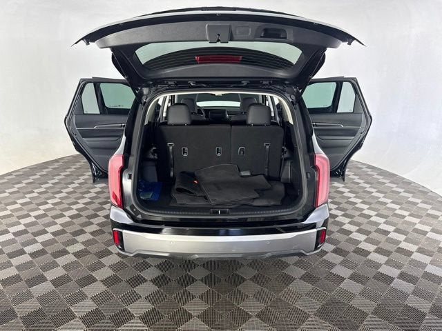 2025 Kia Telluride LX