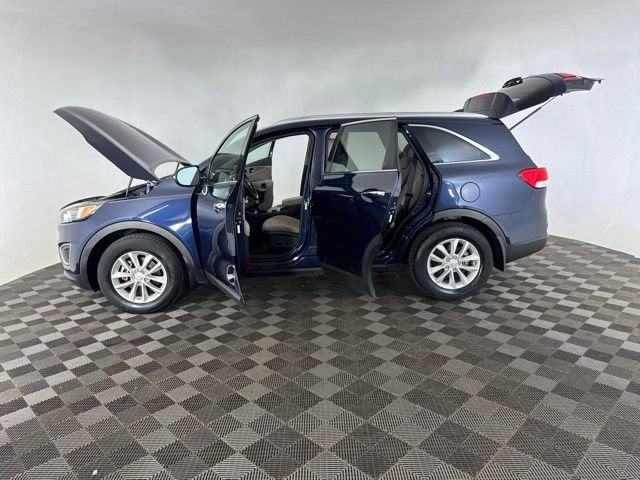 2018 Kia Sorento LX