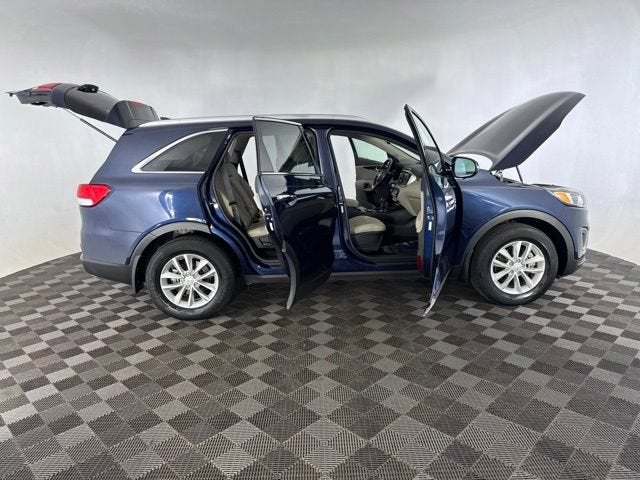 2018 Kia Sorento LX