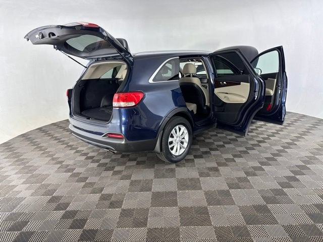 2018 Kia Sorento LX