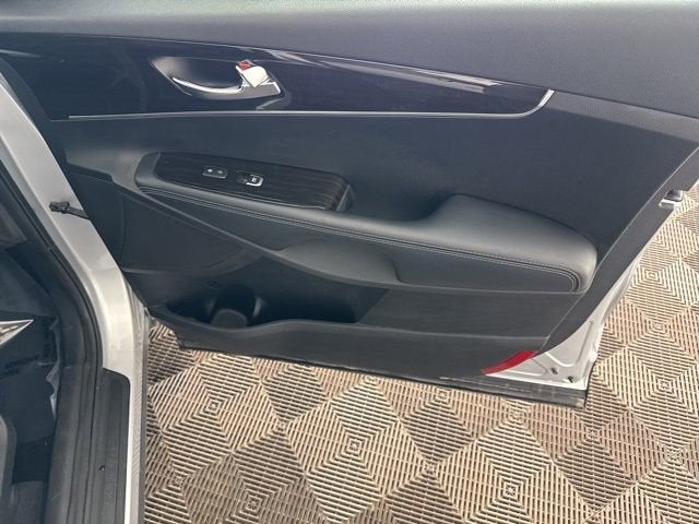 2020 Kia Sorento S V6