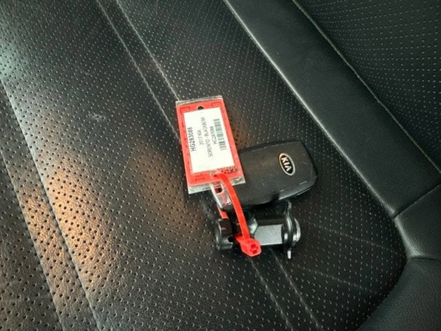 2017 Kia Sorento EX