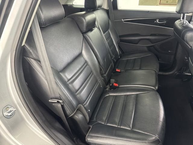 2019 Kia Sorento EX V6