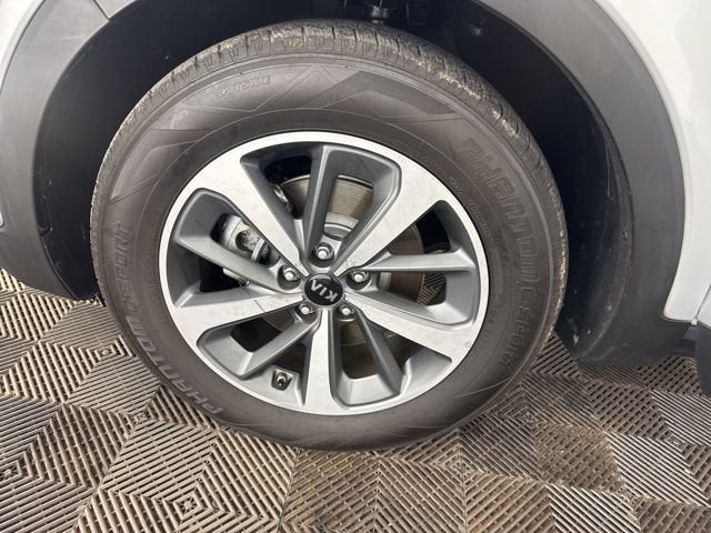 2019 Kia Sorento EX V6