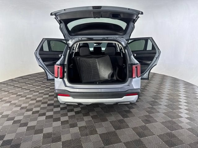 2024 Kia Sorento LX