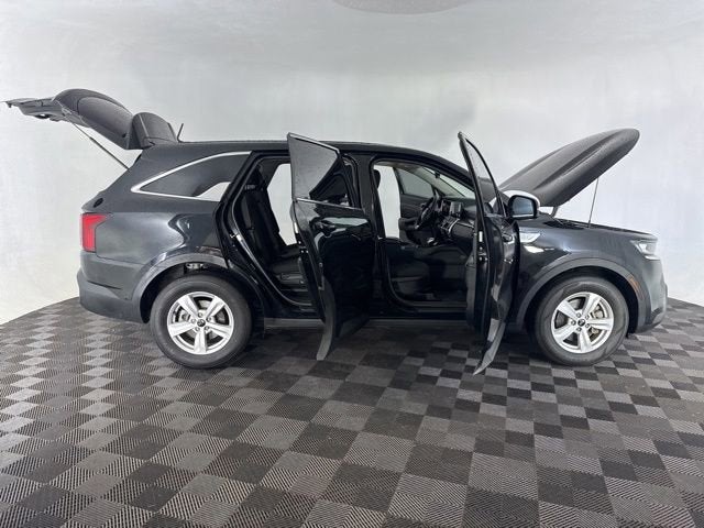 2021 Kia Sorento LX