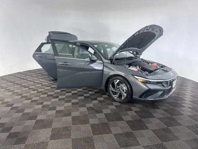 2024 Hyundai Elantra Hybrid Limited