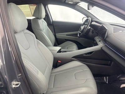 2024 Hyundai Elantra Hybrid Limited