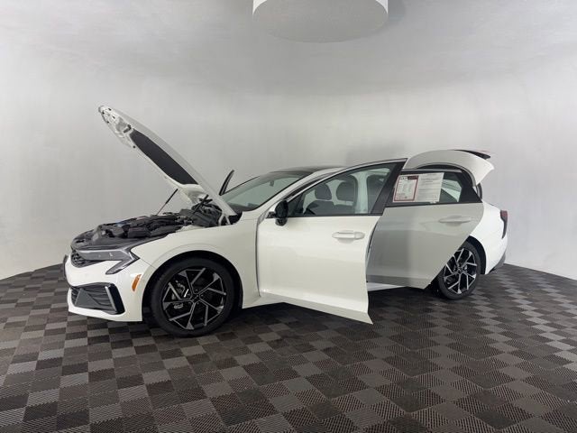 2025 Kia K5 EX