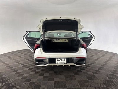 2025 Kia K5 EX