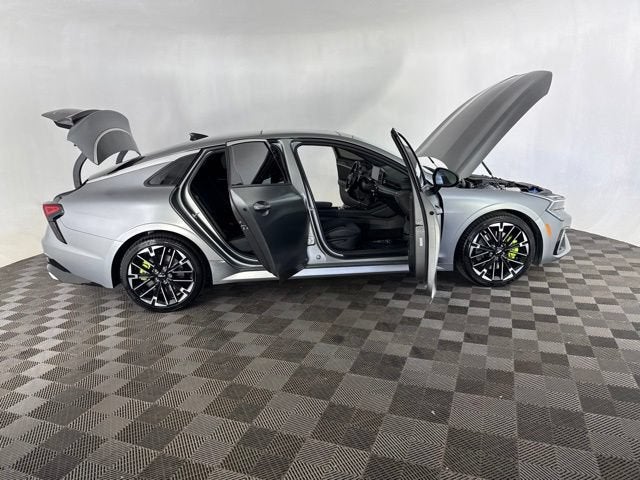 2025 Kia K5 GT