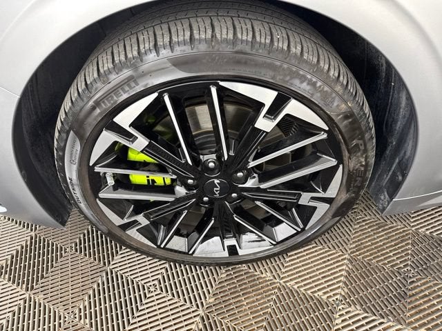 2025 Kia K5 GT