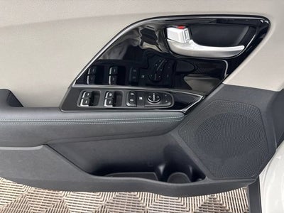 2022 Kia Niro LXS SE