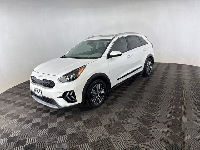 2022 Kia Niro LXS SE