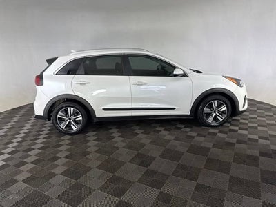 2022 Kia Niro LXS SE