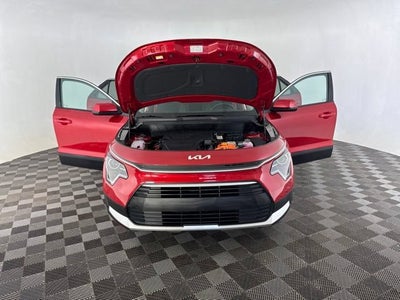 2025 Kia Niro LX