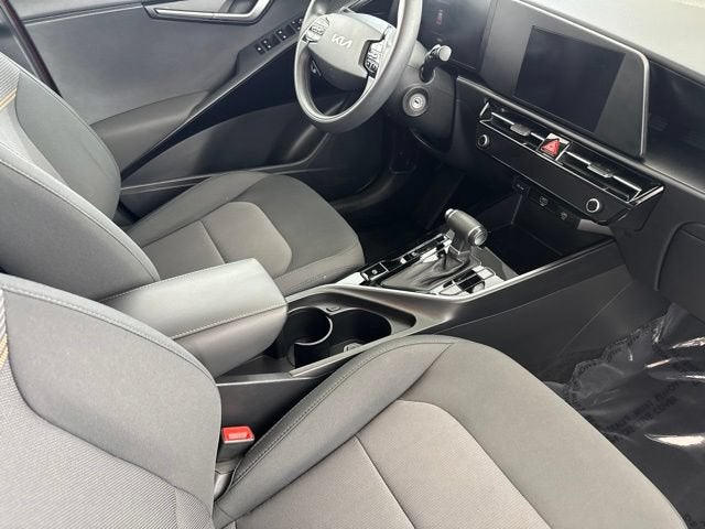 2025 Kia Niro LX