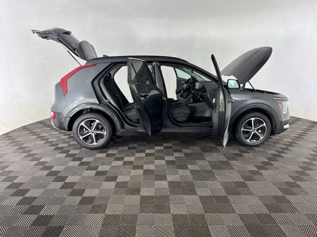 2025 Kia Niro LX