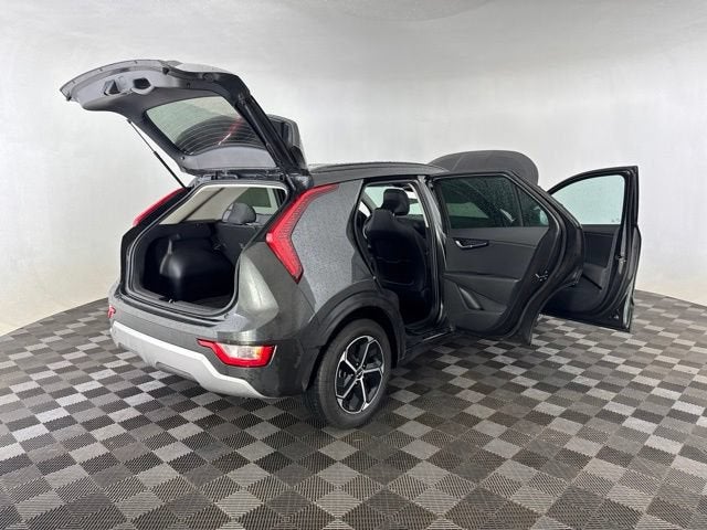 2025 Kia Niro LX