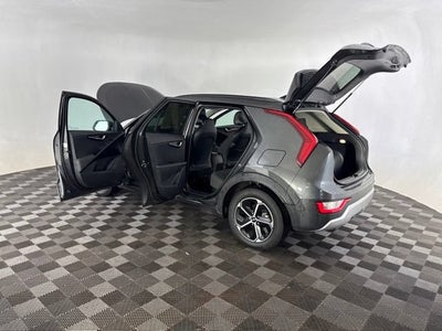 2025 Kia Niro LX