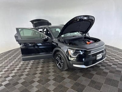 2024 Kia Niro EX