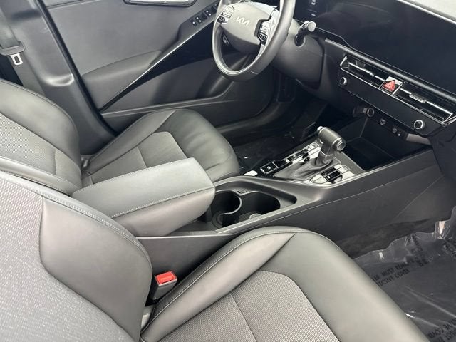 2024 Kia Niro EX