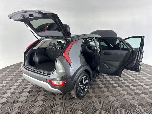 2025 Kia Niro EX