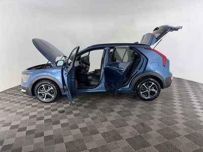 2025 Kia Niro EX