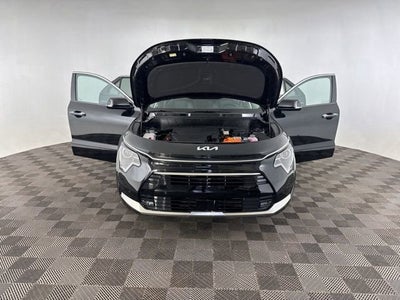 2025 Kia Niro SX