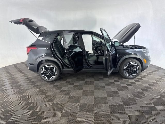 2024 Kia Seltos SX