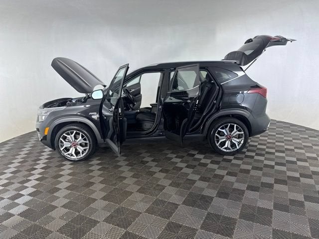 2021 Kia Seltos S