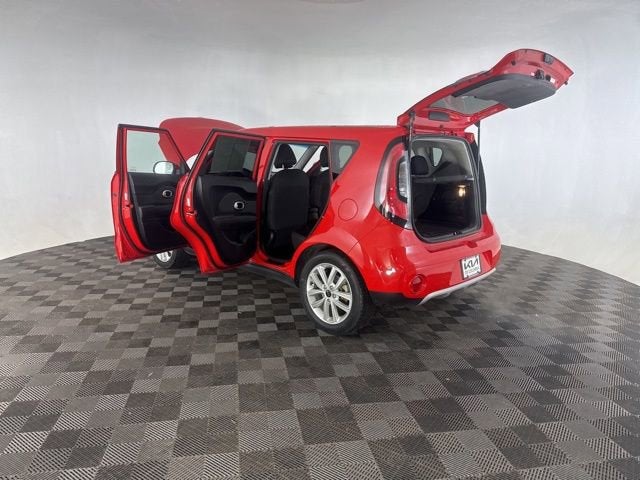 2019 Kia Soul +