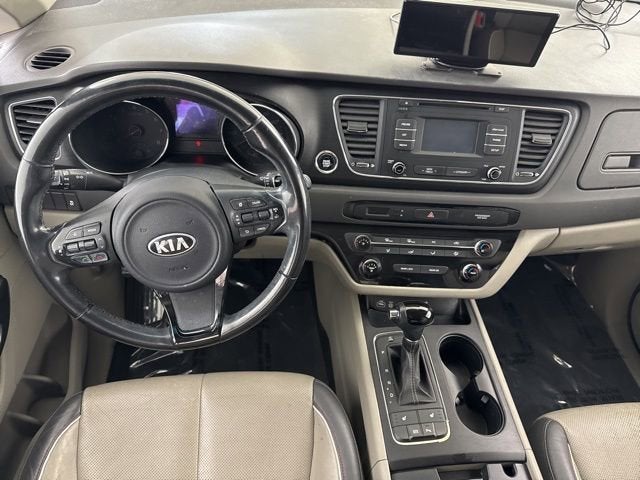 2017 Kia Sedona LX