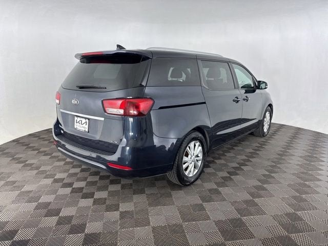 2017 Kia Sedona LX