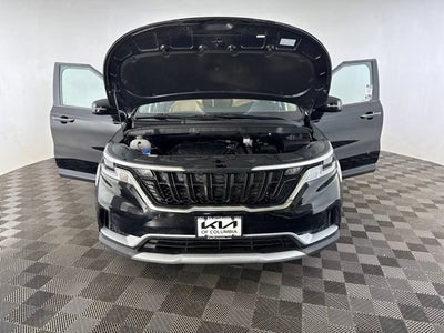 2023 Kia Carnival LX