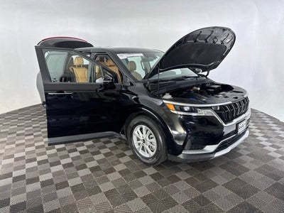 2023 Kia Carnival LX