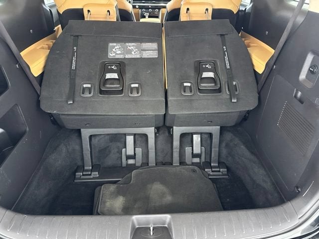 2023 Kia Carnival LX