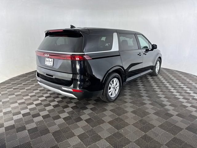 2023 Kia Carnival LX