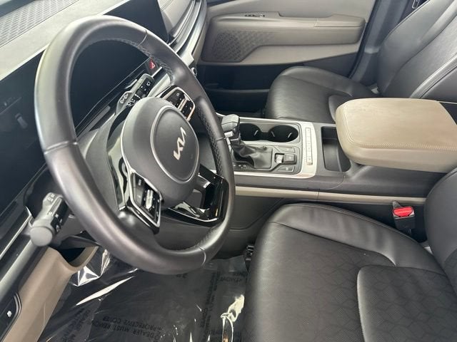 2025 Kia Carnival LXS