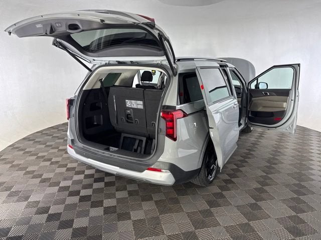 2025 Kia Carnival EX