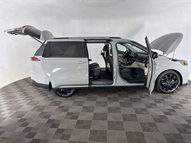2023 Kia Carnival SX Prestige