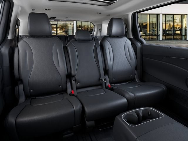 2027 Kia Carnival SX