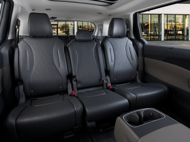 2027 Kia Carnival SX