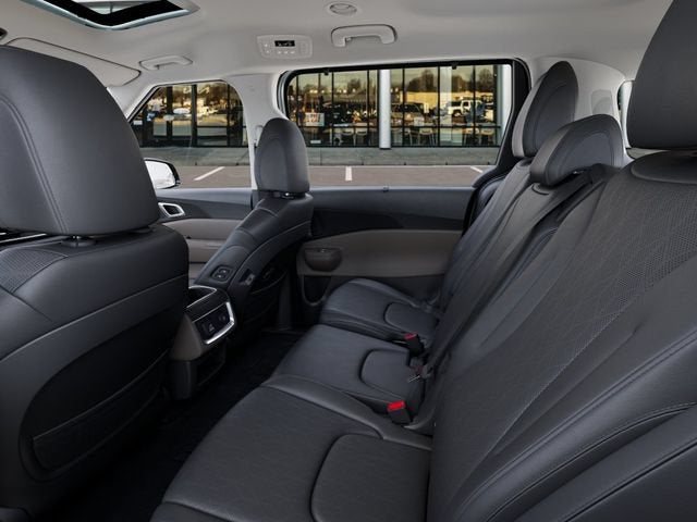 2027 Kia Carnival SX