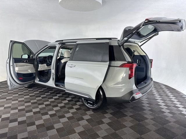 2026 Kia Carnival SX