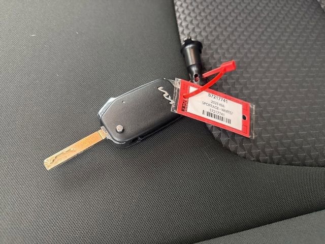 2025 Kia Sportage Hybrid LX