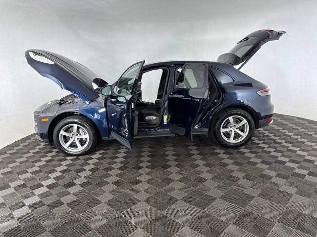 2020 Porsche Macan Base