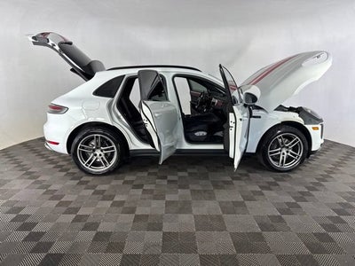 2020 Porsche Macan Base
