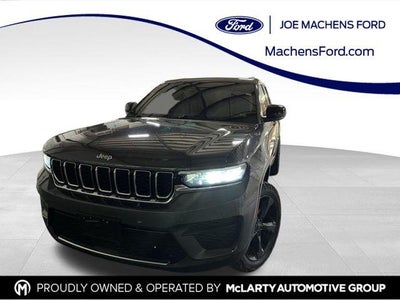 2023 Jeep Grand Cherokee Laredo 4x4