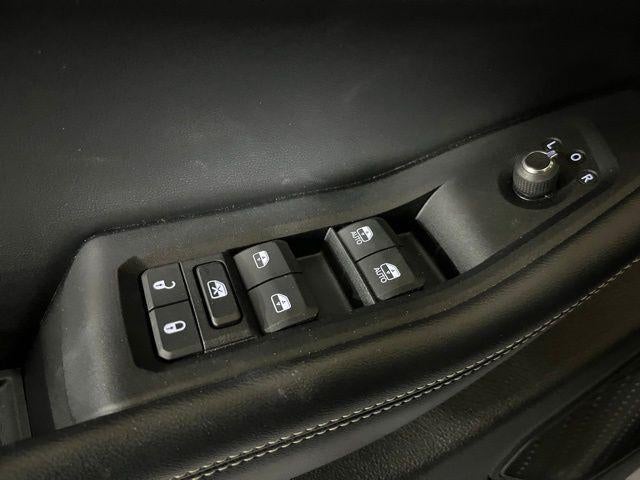 2023 Jeep Grand Cherokee Laredo 4x4